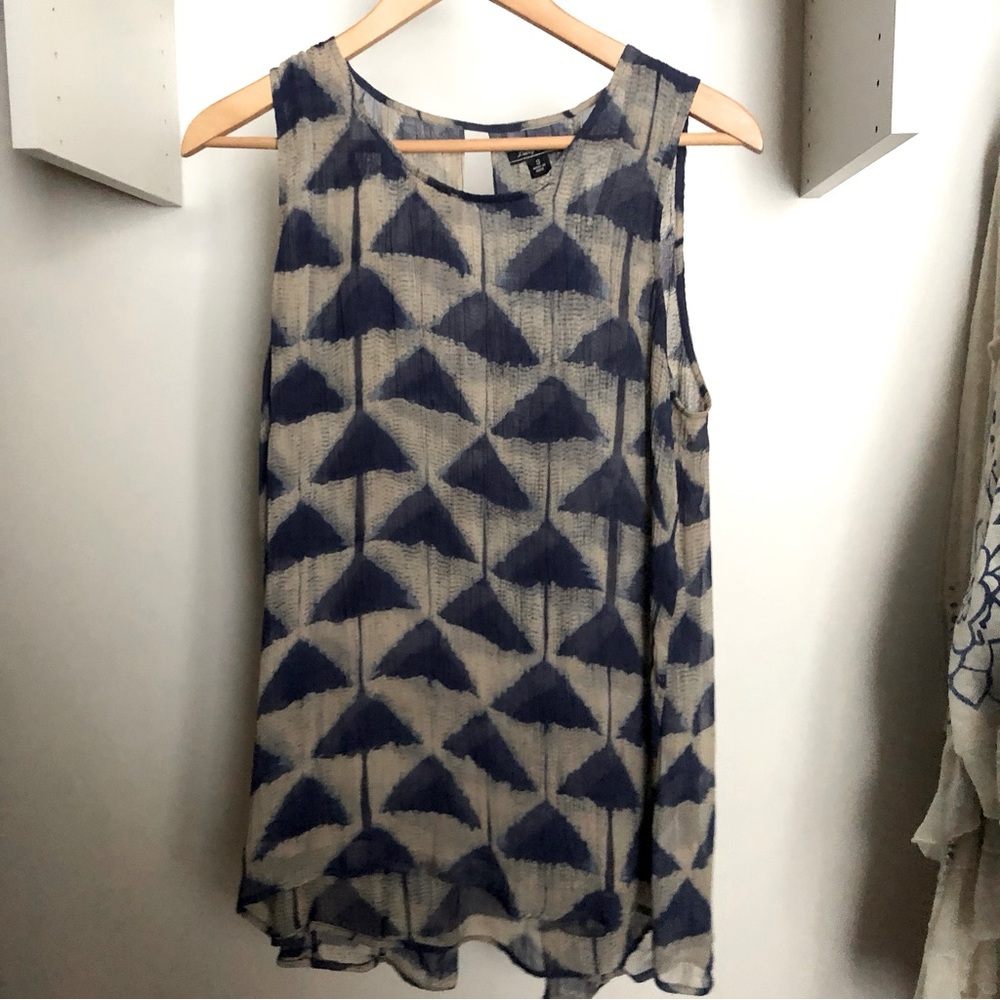 Lucky brand batik print sleeveless top. Size S EUC